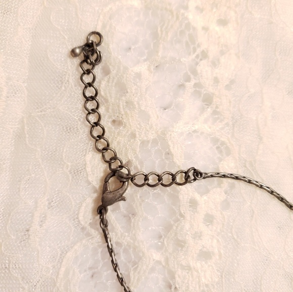 Beautiful Vintage Style Blue Floral Necklace - Picture 5 of 5